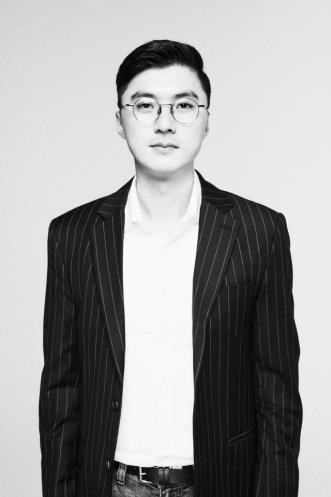김현섭 감독